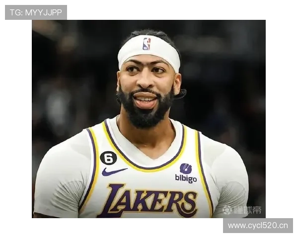 安东尼·戴维斯，赛场高冷得像传说，私生活的小奢侈看得人怀疑人生