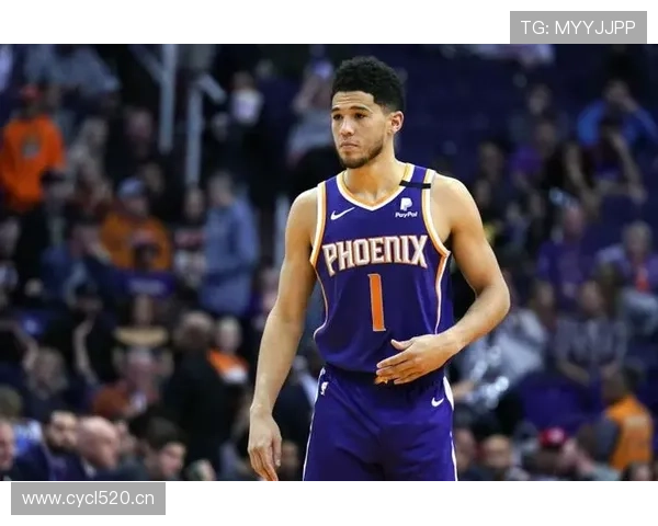 布克挡拆单打占比提升，投篮效率胜上赛季